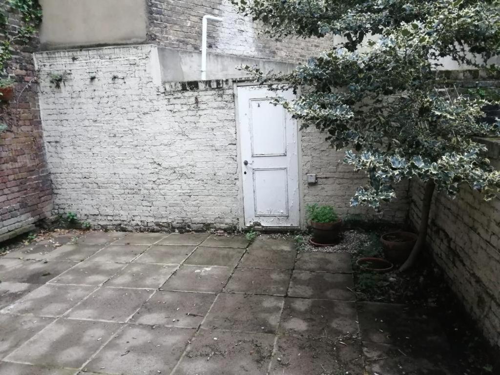 Entire 2-Bedroom Flat In Camden Londres Exterior foto